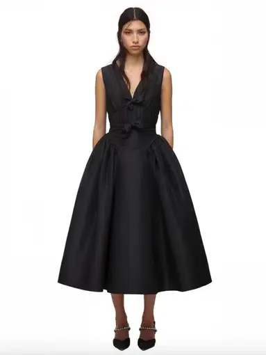 V-neck front bow dress