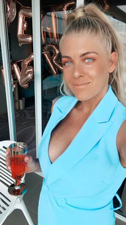 Ebony Van Der weegen Profile Image
