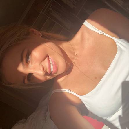 vivienne Tennant Profile Image