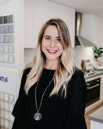 Samantha Wolany Profile Image