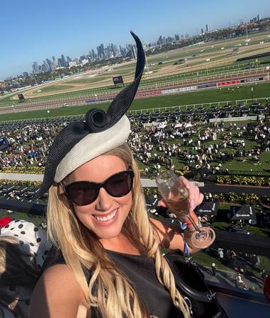 CrystalsCloset Profile Image