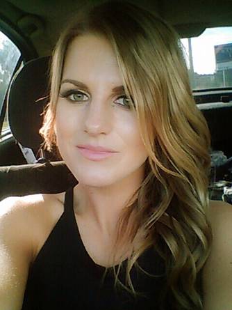 Elise Young Profile Image