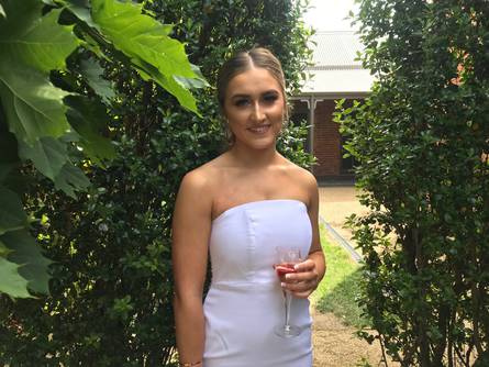 Chloe McKelvie Profile Image