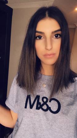 Danielle Lukan Profile Image