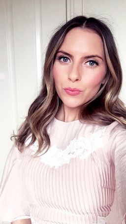 Tessa gray