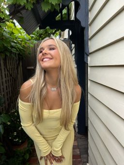 Lily Stevens avatar