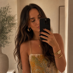 Deeswardrobe avatar