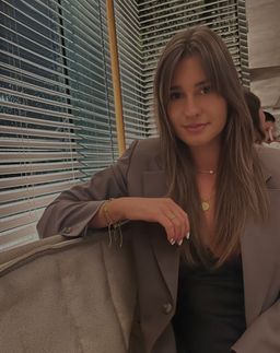 Eve Lutze avatar