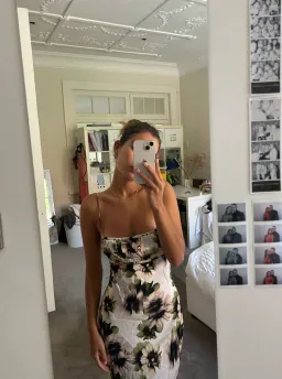 Bec & Bridge Bloom Silk Maxi Dress Floral Size 8 for rent on The Volte - image 4
