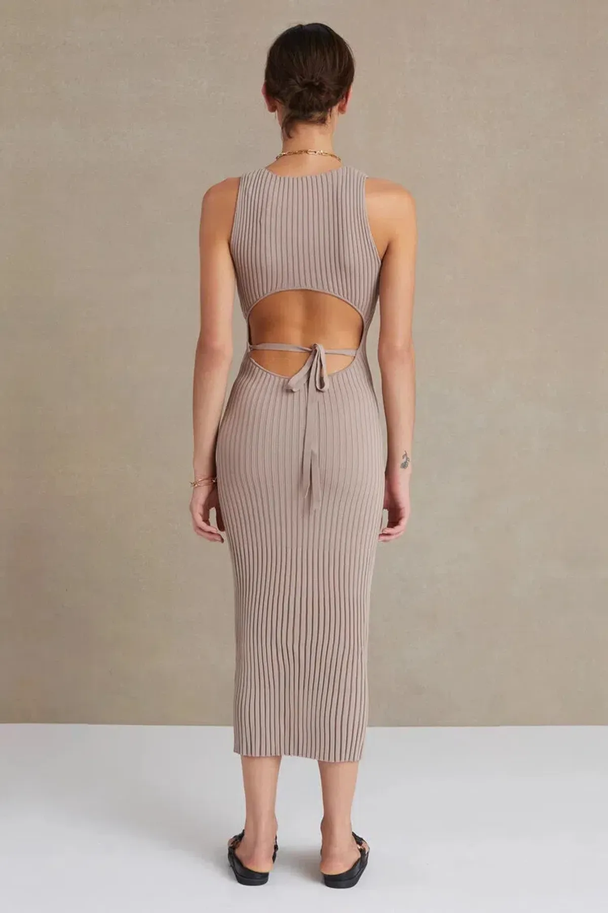 Bec & Bridge Lyla Knit Midi Dress in Fawn Size AU 6 - Image 2