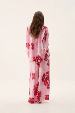 Aje Atomic Silk Shirt size 6 and Relaxed Pants set - size 8 for rent on The Volte - image 3