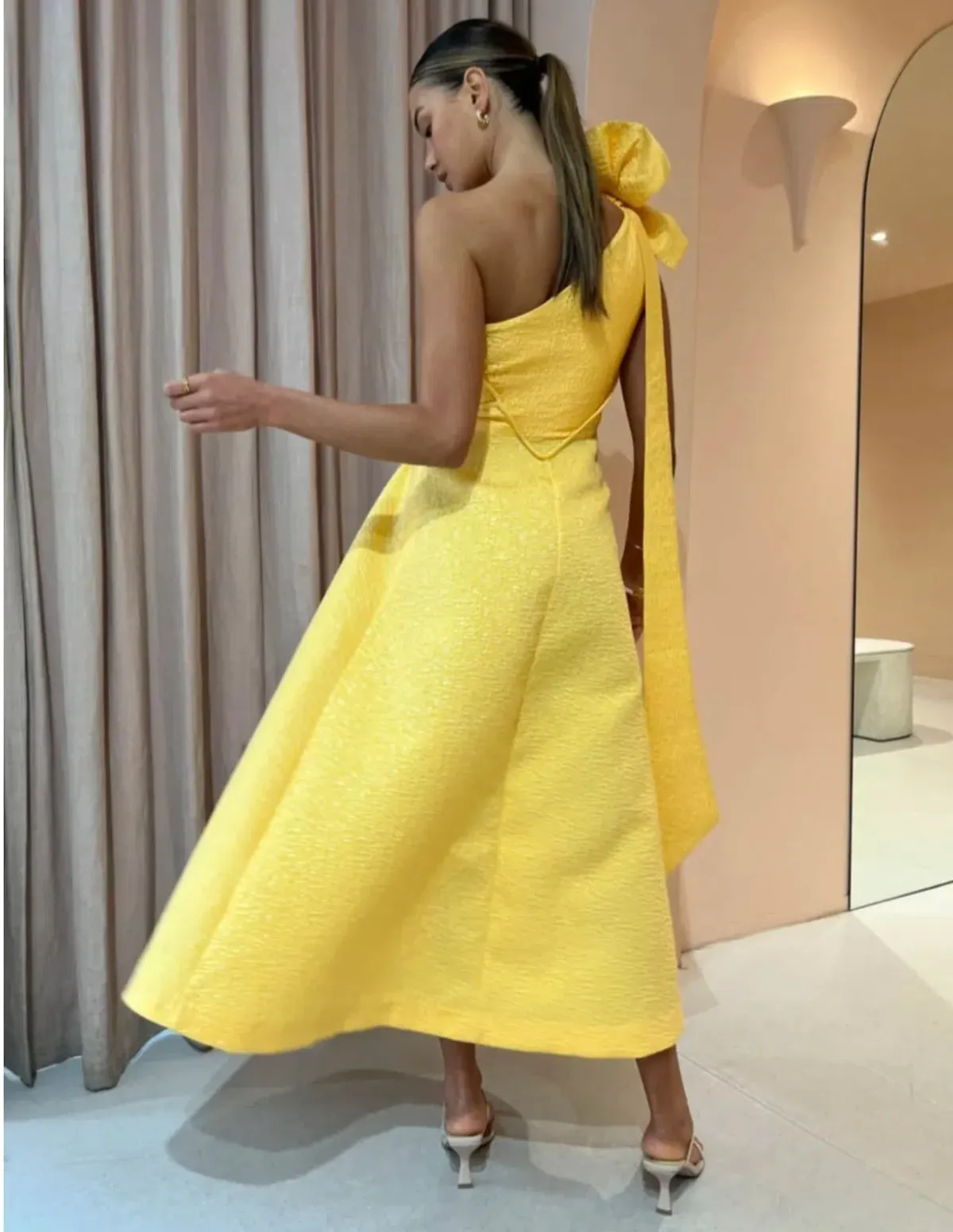 Rachel Gilbert Emiliano Midi Dress Lemondrop Size 4 / AU 14 - Image 3