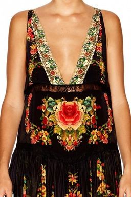 Camilla Lift the Veil Tiered Gathered V-Neck Dress Print Size 8 for rent on The Volte - image 5