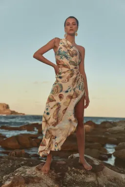 Sonya Moda Nour Seashell Dress Print Size 12 for rent on The Volte - image 3