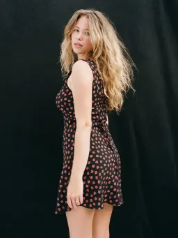 Realisation Par The Isabelli Mini Dress Floral Size 6 for rent on The Volte - image 2