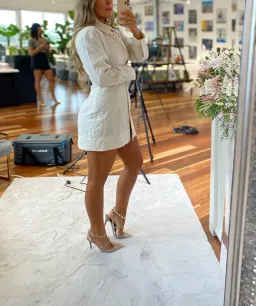 Jacquemus La Robe Cavaou Courte Shirt Mini Dress Beige Size 40 / AU 10 for rent on The Volte - image 2