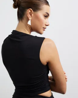 Lover Collins Ring Front Maxi Dress Black Size 10 for rent on The Volte - image 4