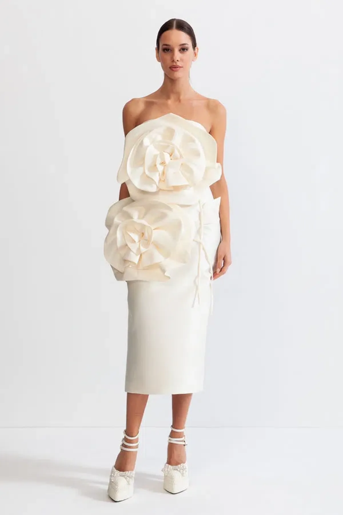 Sierra Darien Voluminous Flower Design Midi Dress Ivoire Size 10 - Image 1