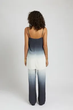 Summi Summi Tunic Top Size XS and Elastic Waist Drawstring Pants Size M Set in Charcoal Fade for rent on The Volte - image 3