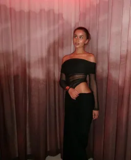 Benni Yasmin Off-Shoulder Maxi Dress Black Size 10 for rent on The Volte - image 6