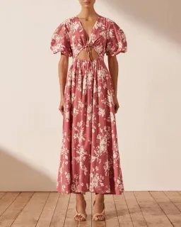 Shona Joy Cali Short Sleeve Cut Out Midi Dress Print Size 10  for rent on The Volte - image 1