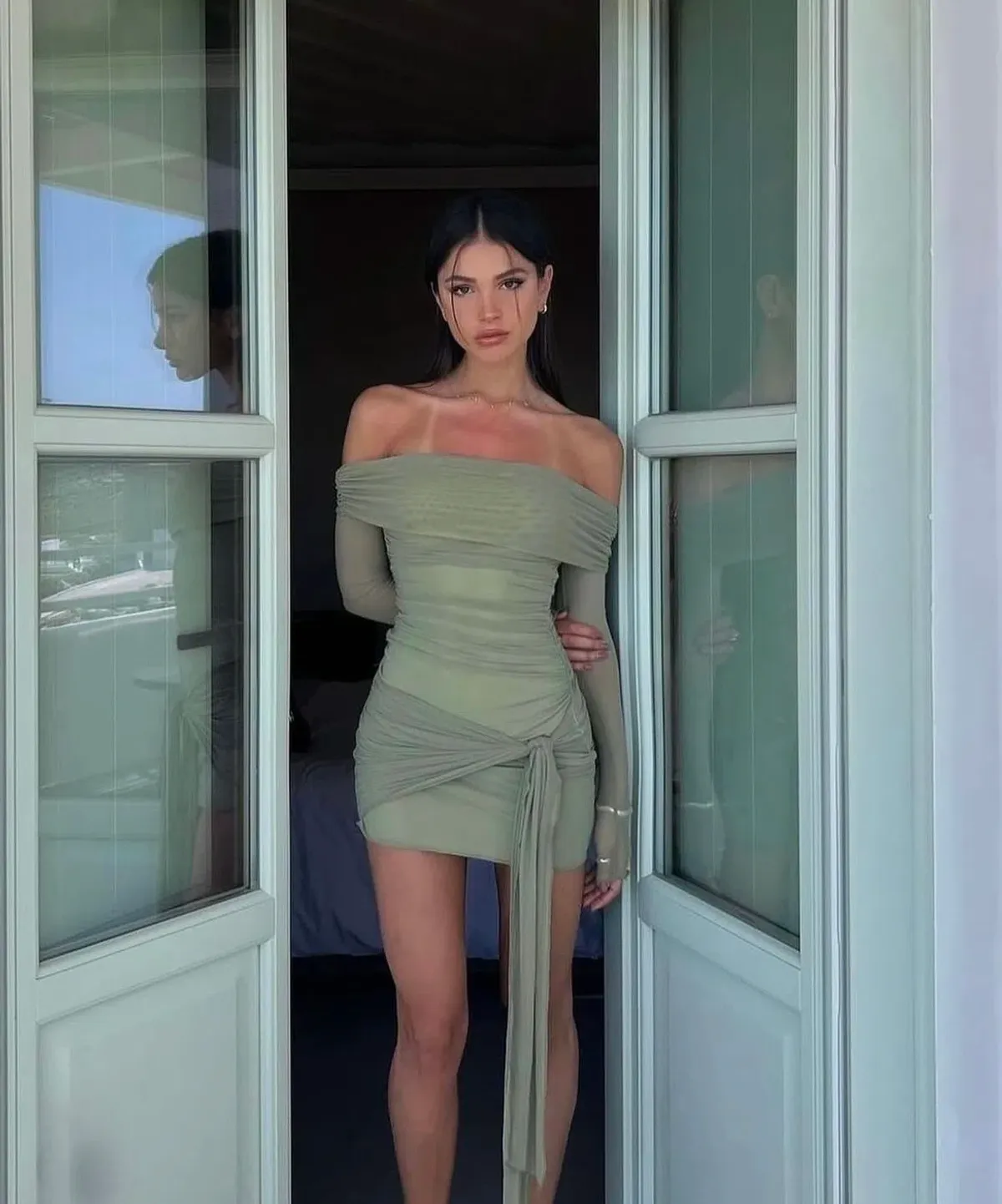 Benni Yasmin Off Shoulder Mini Dress Green Size 8 - Image 1