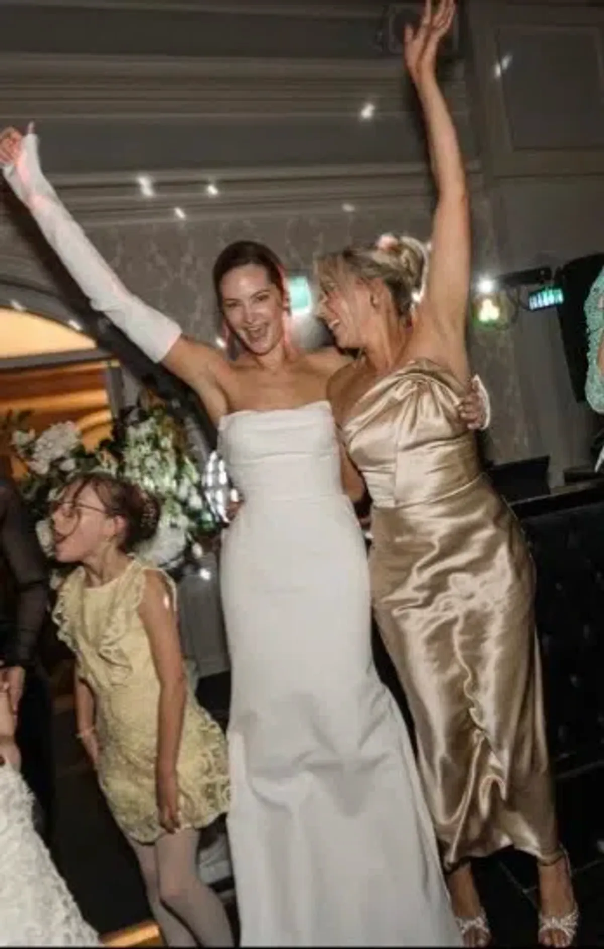 Manning Cartell Show Me Love Strapless Gown Champagne Size AU 10 - Image 5