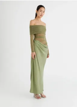 Benni Yasmin Maxi Dress Pistachio Size 8 for rent on The Volte - image 2