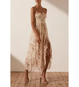 Shona Joy Nina Shirred Midi Dress in Floral Print Size 12 for rent on The Volte - image 3