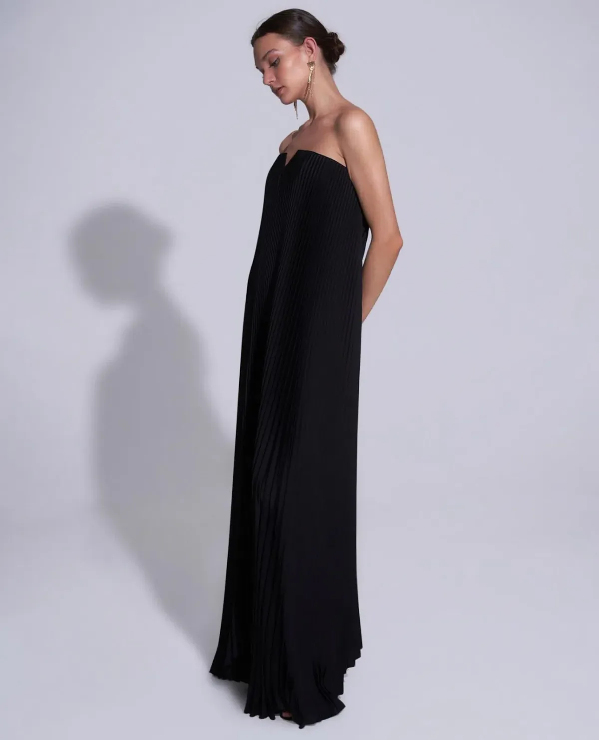 L’Idee Black Tie Gown in Noir Size 12 - Image 2