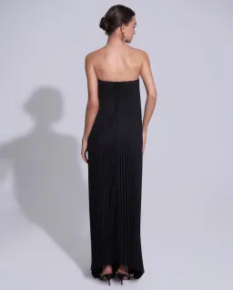 L’Idee Black Tie Gown in Noir Size 12  for rent on The Volte - image 3