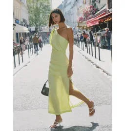Kivari Addison Midi Dress Green Size AU 10 for rent on The Volte - image 1