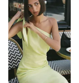 Kivari Addison Midi Dress Green Size AU 10 for rent on The Volte - image 2