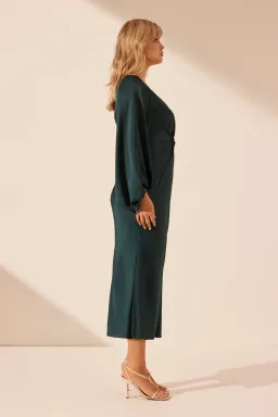 Shona Joy Luxe Balloon Sleeve Knot Front Midi Dress in Emerald Size 18 for rent on The Volte - image 4