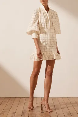 Shona Joy Penelope Linen Balloon Sleeve Mini Dress Ivory Size AU 10 / US 6 for rent on The Volte - image 4