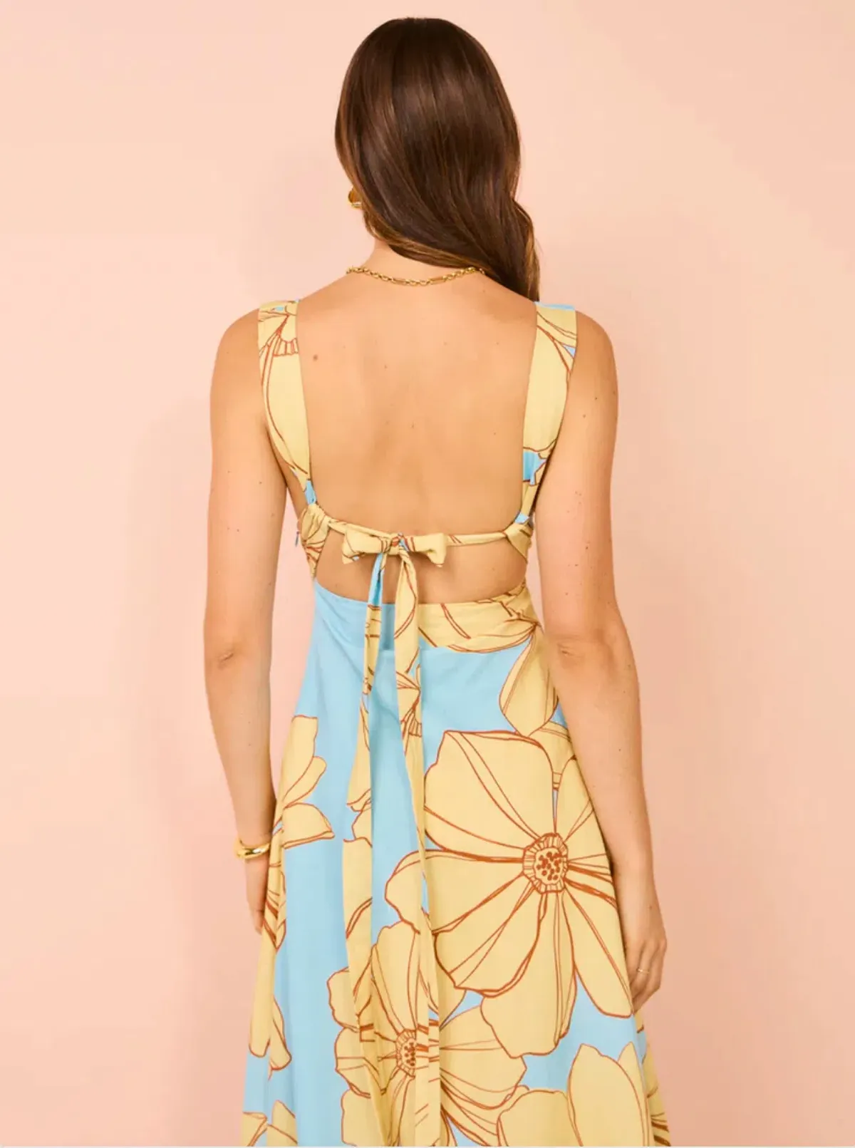 Issy V Neck Midi Dress in Summer Print Size 10 - Image 3
