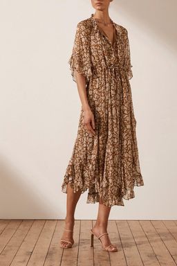 Shona Joy Odette Flutter Sleeve Godet Midi Dress Print Size 10 for rent on The Volte - image 2