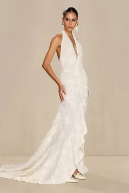 Sonya Moda Noorah Gown in Créme Off-White Size XS / AU 6 for rent on The Volte - image 2