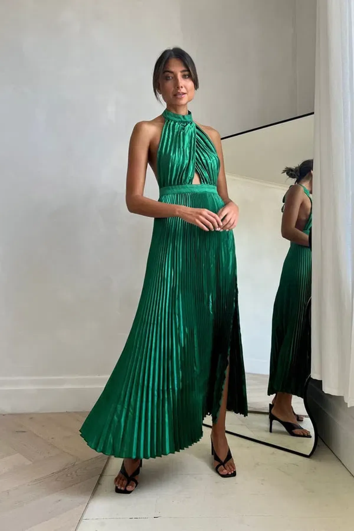 L'Idee Renaissance Gown in Bright Green Size AU 10 - Image 8