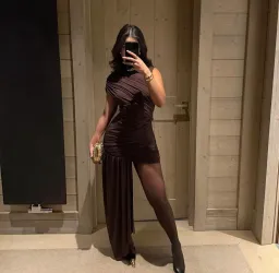 De La Vali Raveanna mini brown size 6  for rent on The Volte - image 3