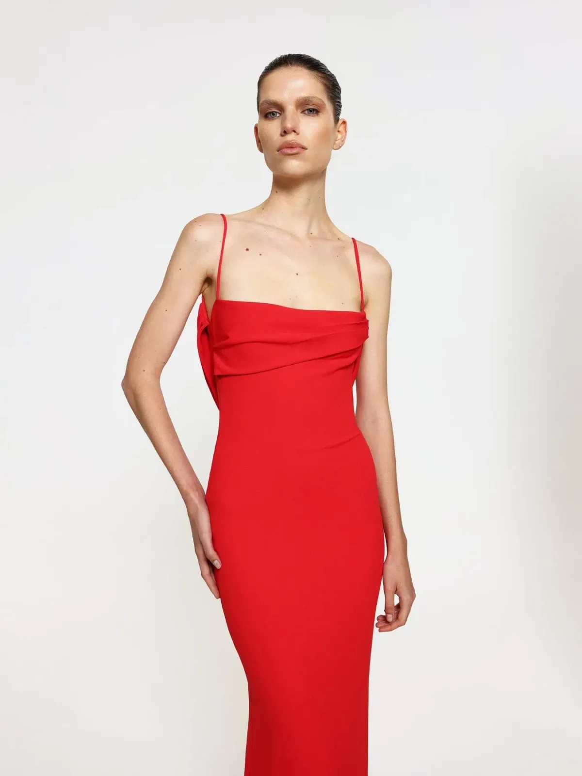 Effie Kats Havilland Gown Red Size 6 - Image 4