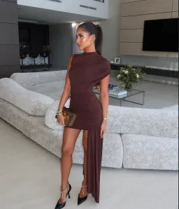 De La Vali ‘Ravenna’ Mini Dress Brown Size 6  for rent on The Volte - image 2