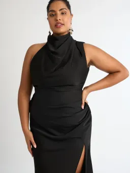 Sheike Venus Maxi Dress Black Size 16 for rent on The Volte - image 7