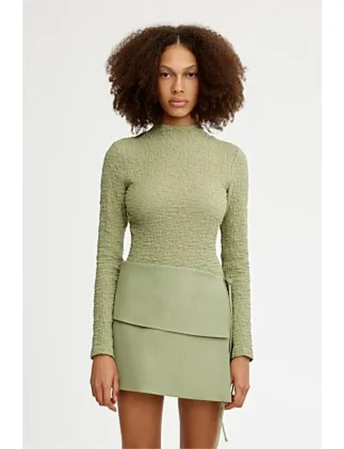 Significant Other Brielle Top in Green Size AU 8 - Image 1