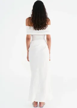 Benni Nico Dress White Off Shoulder Maxi Dress White Size 6 for rent on The Volte - image 4