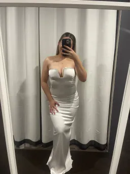 Natalie Rolt Cherie Gown White Size 3/AU 12 for rent on The Volte - image 1