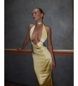 I am Delilah Daffodil Margot Size S/ AU 8 for rent on The Volte - image 3