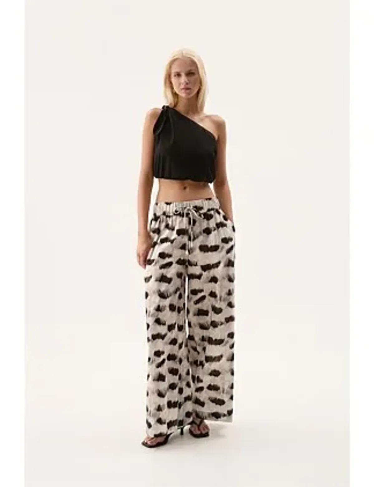 AJE Airlie Relaxed Pants Light Plume Size 10 - Image 9