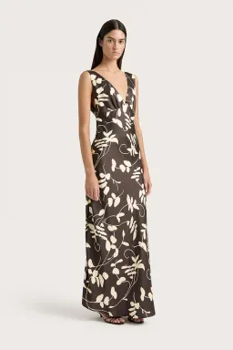 Faithfull The Brand Amiens Maxi Dress in Brown Print Size XS / AU 6 for rent on The Volte - image 2
