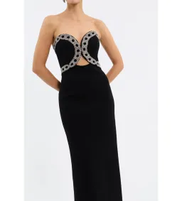 Rebecca Vallance Celinda Gown in Black Size AU 10 for rent on The Volte - image 4